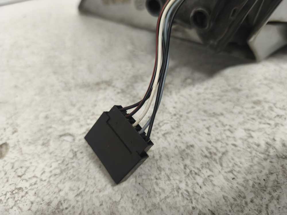 RETROVISEUR DROIT ELECTRIQUE MERCEDES - Vue 3